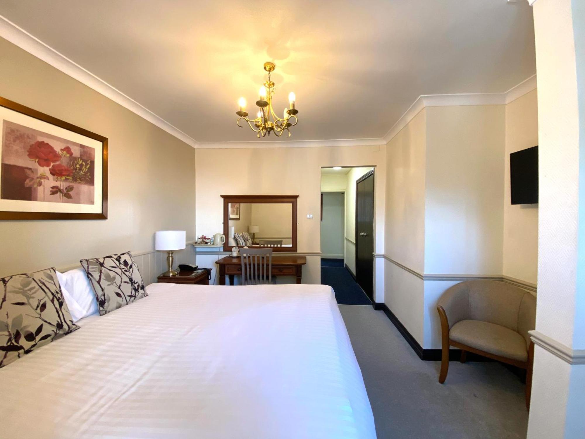 Best Western The Webbington Hotel & Spa Loxton Exterior photo